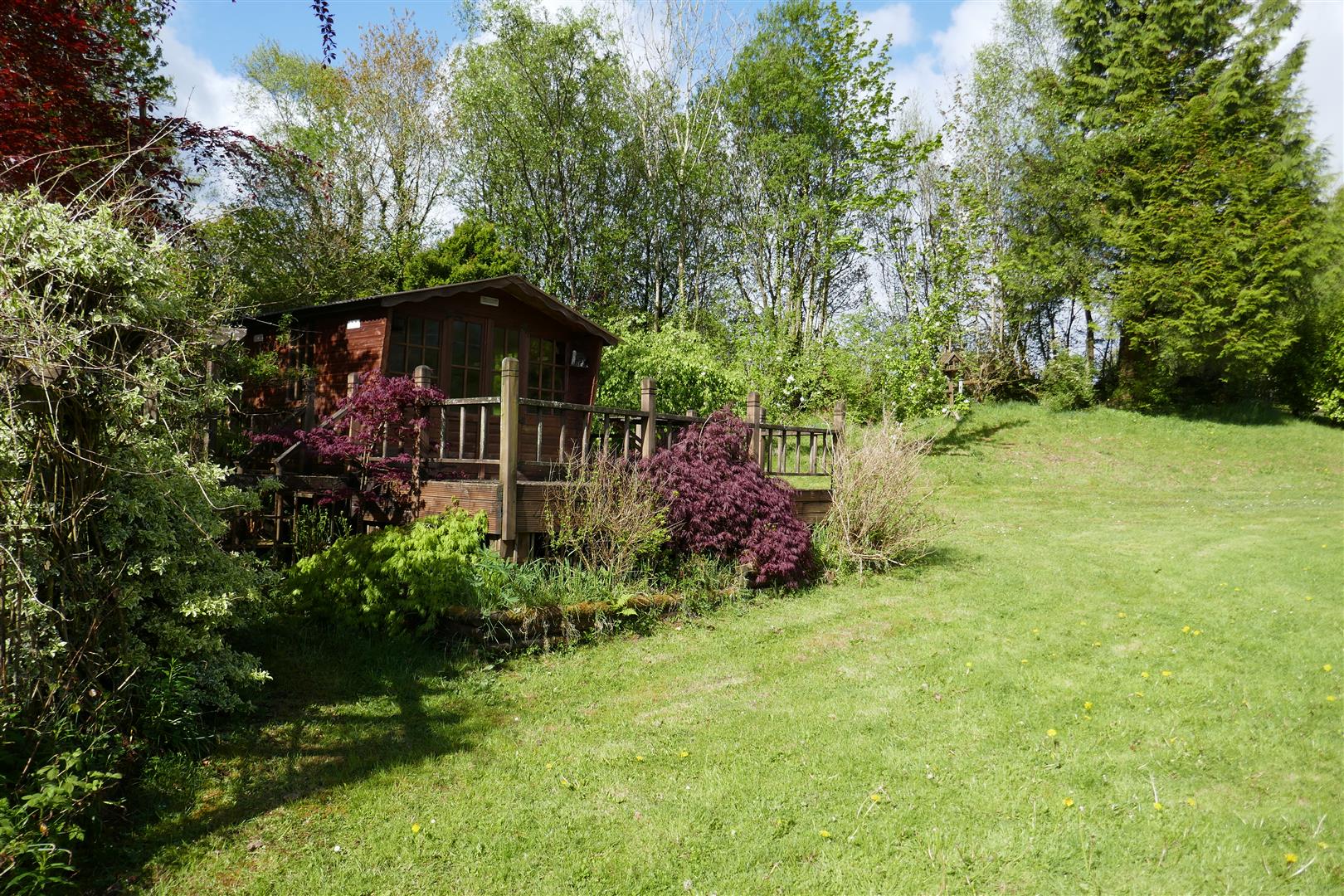 SUMMER HOUSE